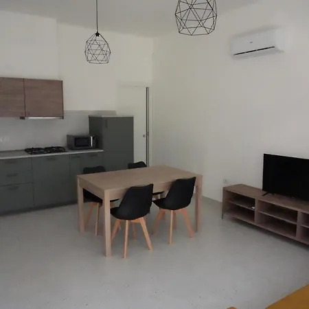 Al Faro Apartment